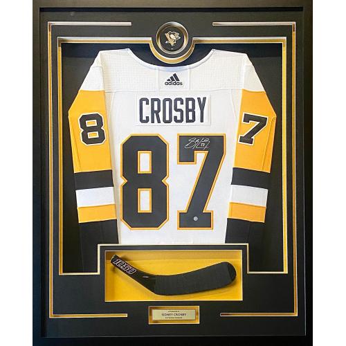 DELUXE FRAMED Sidney CROSBY Signed Pittsburgh Penguins Pro Jersey w. GAME USED Stick Blade