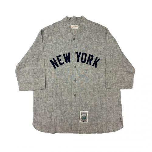 The Great Bambino Babe Ruth (deceased 1948) Signed New York Yankees Vintage Wool Model Jersey