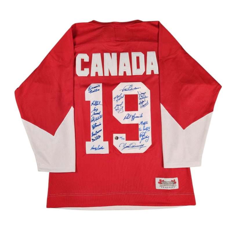 Team Canada 18 Player Team Signed 1972 Summit Series Paul Henderson Jersey #D/72