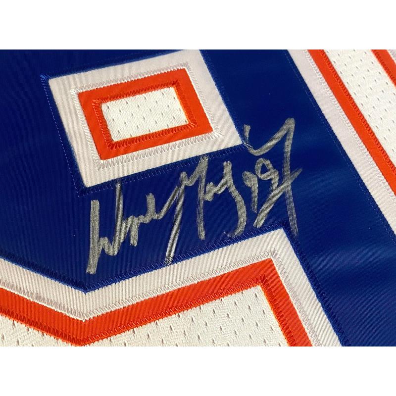 Framed Wayne GRETZKY Signed Edmonton Oilers White Jersey