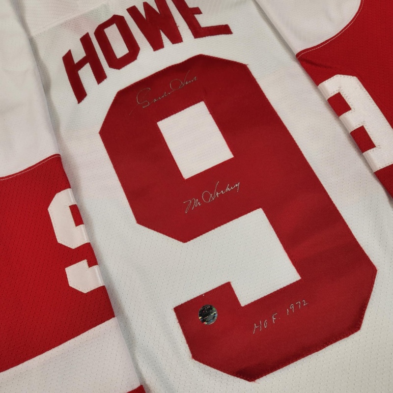 Gordie HOWE Signed Detroit Red Wings "Mr. Hockey HOF" Vintage CCM White Jersey