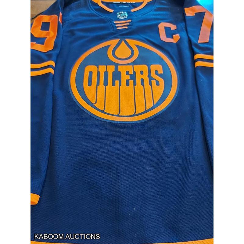 Connor MCDAVID Signed Edmonton Oilers HAND PAINTED 1/1 Pro Adidas 3rd Jersey
