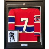 DELUXE FRAMED Howie Morenz (deceased 1937) Signed Montreal Canadiens Vintage Wool Jersey